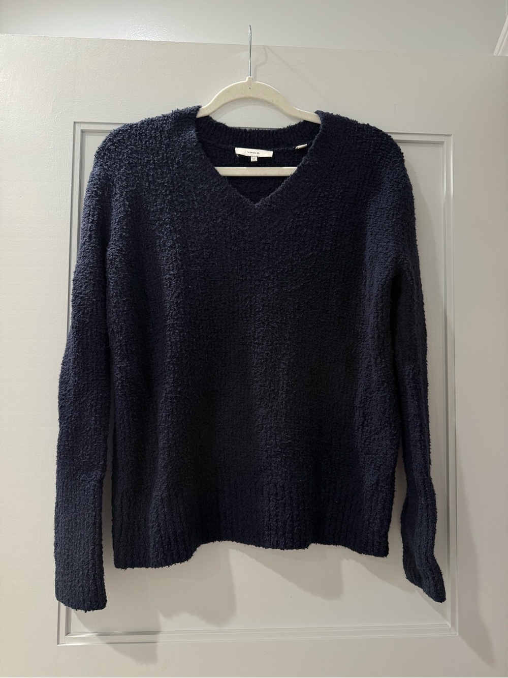 Vince Cozy V-Neck Women's Sweater - Navy